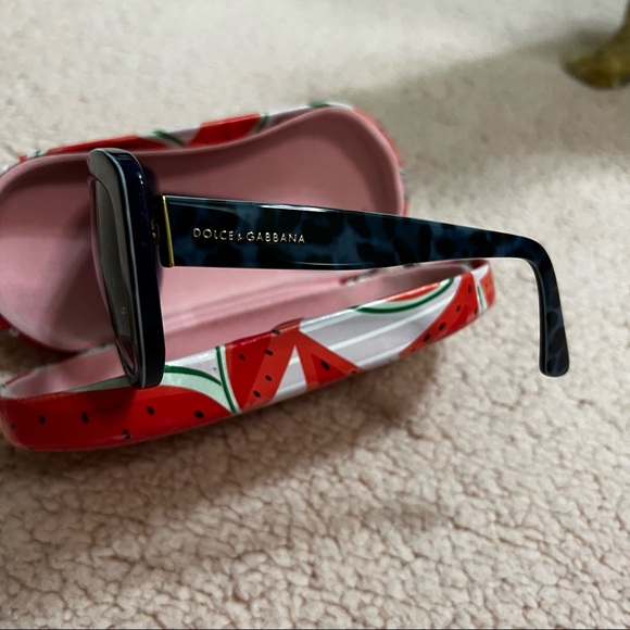 Dolce & Gabbana DG4233 Sunglasses - Picture 2 of 5